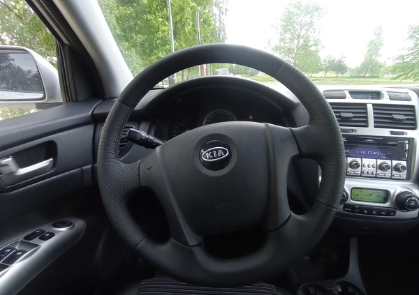 Kia Sportage cena 18900 przebieg: 240000, rok produkcji 2006 z Trzebnica małe 326